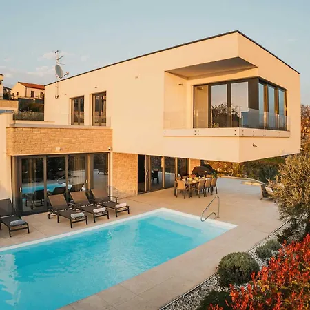 Roko By Awaytocroatia *