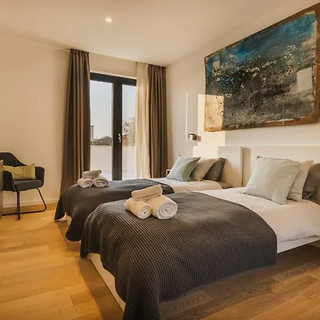 Roko By Awaytocroatia *