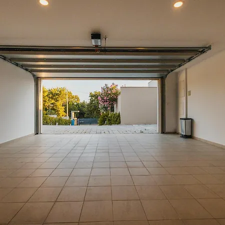 Roko By Awaytocroatia