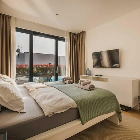 Roko By Awaytocroatia