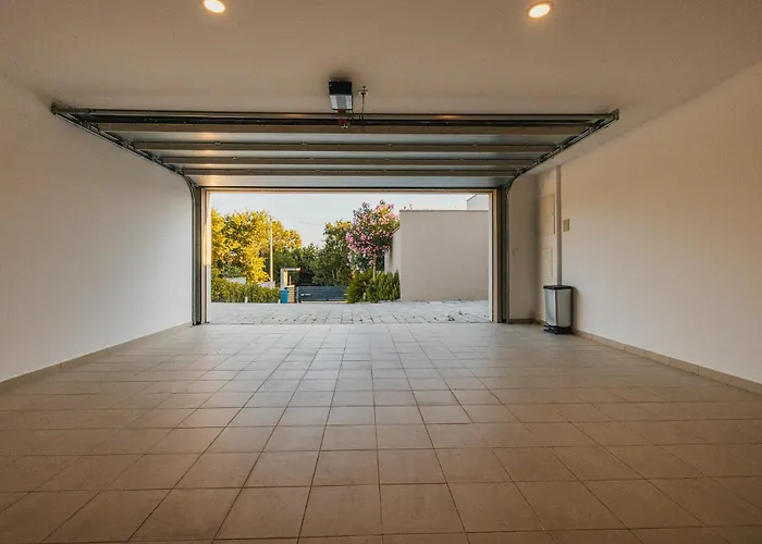 Roko By Awaytocroatia