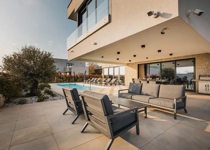 Roko By Awaytocroatia Villa Kaštelir